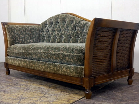 Karimoku Colonial Couch